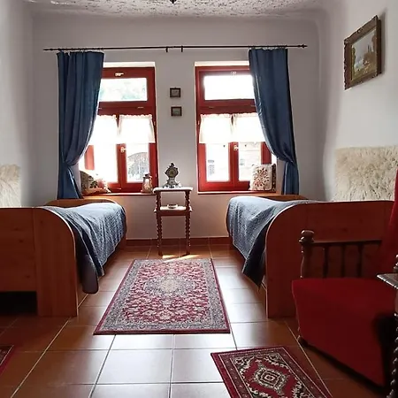 Casa Szatina Kishajmas